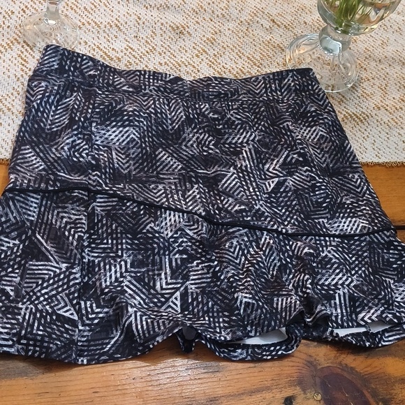 made for life Pants - Black gray golf tennis skort size medium Athletic Athleisure Hiking outdoors
